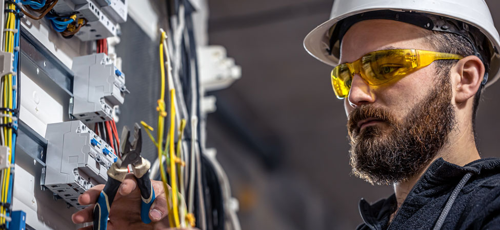 Handwerkshueter modernes Arbeitsumfeld